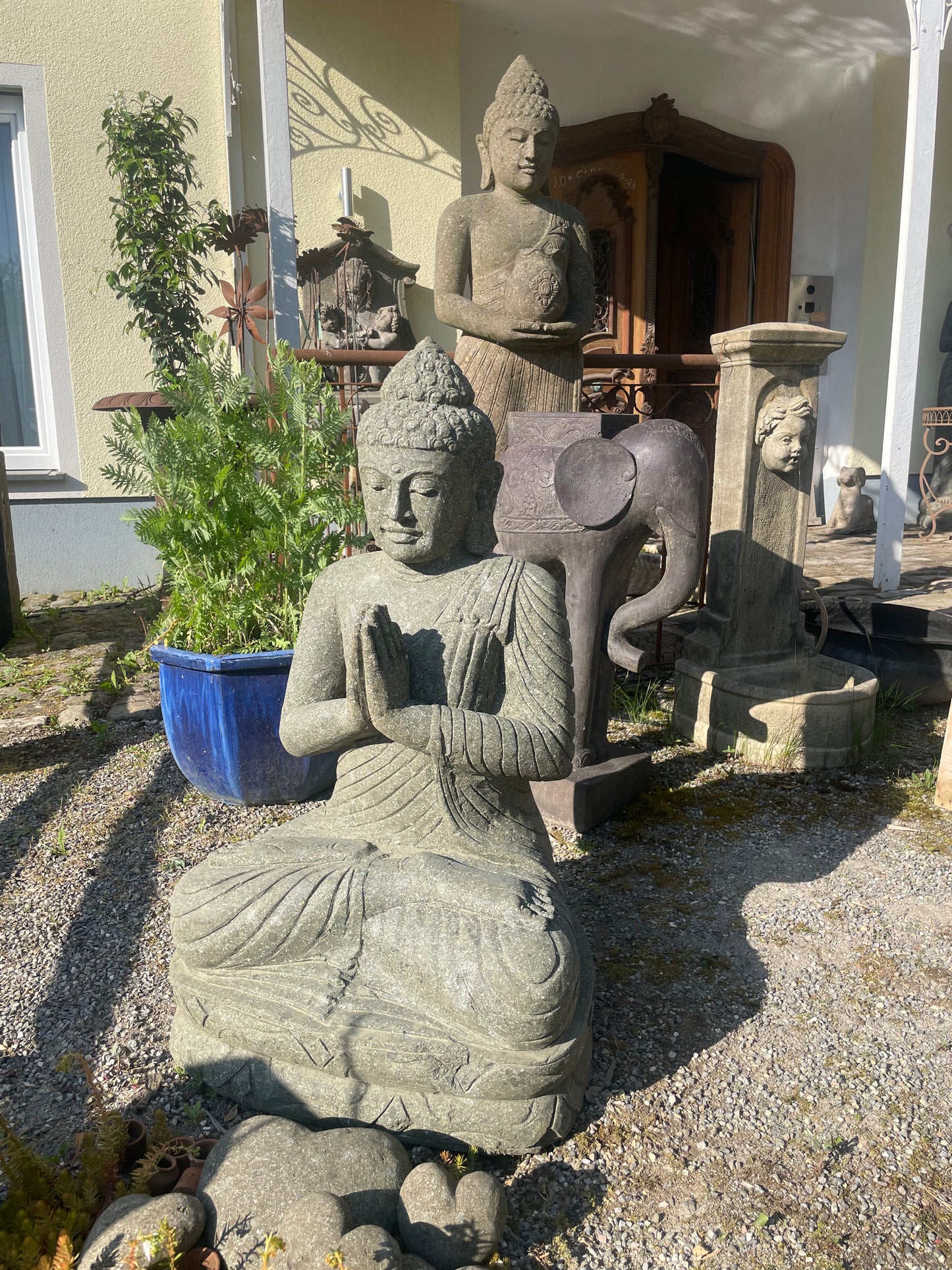 Buddha aus Basanit