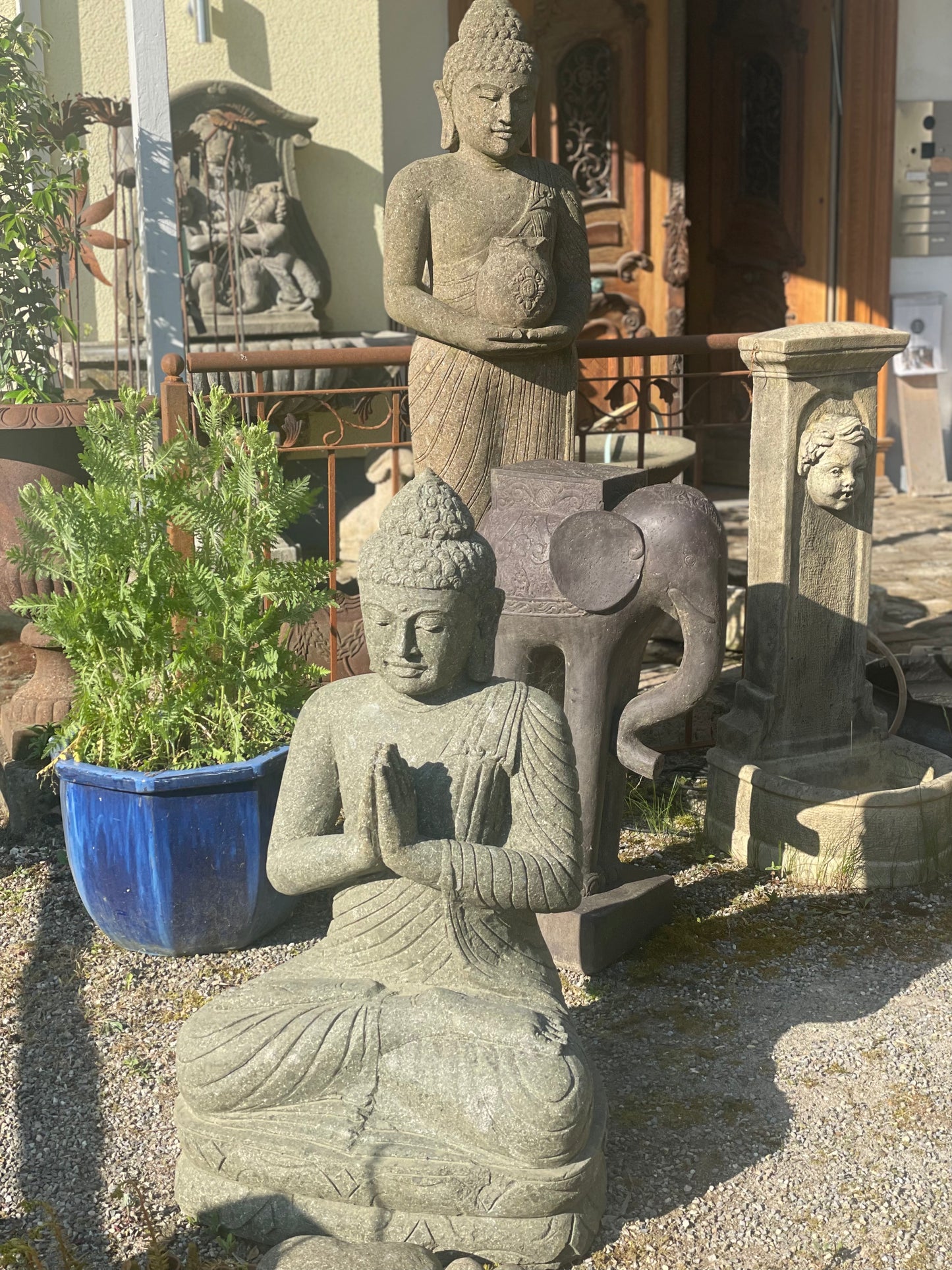 Buddha aus Basanit