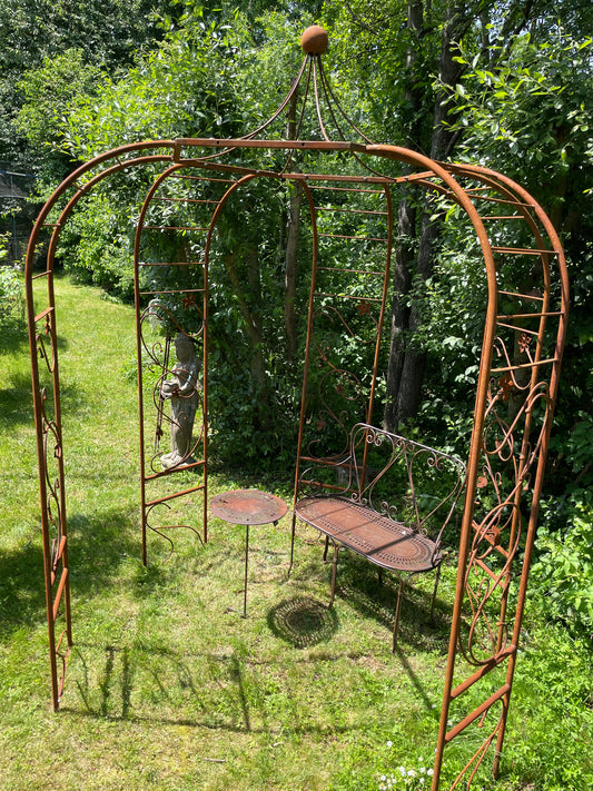 Rosenpavillon ohne Sitzbank