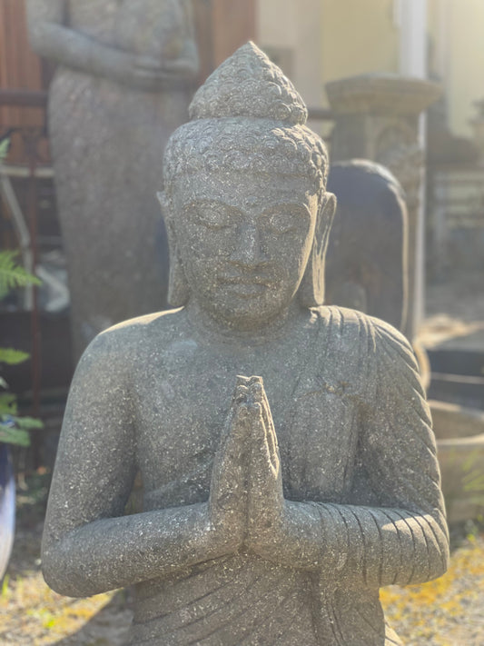 Buddha aus Basanit